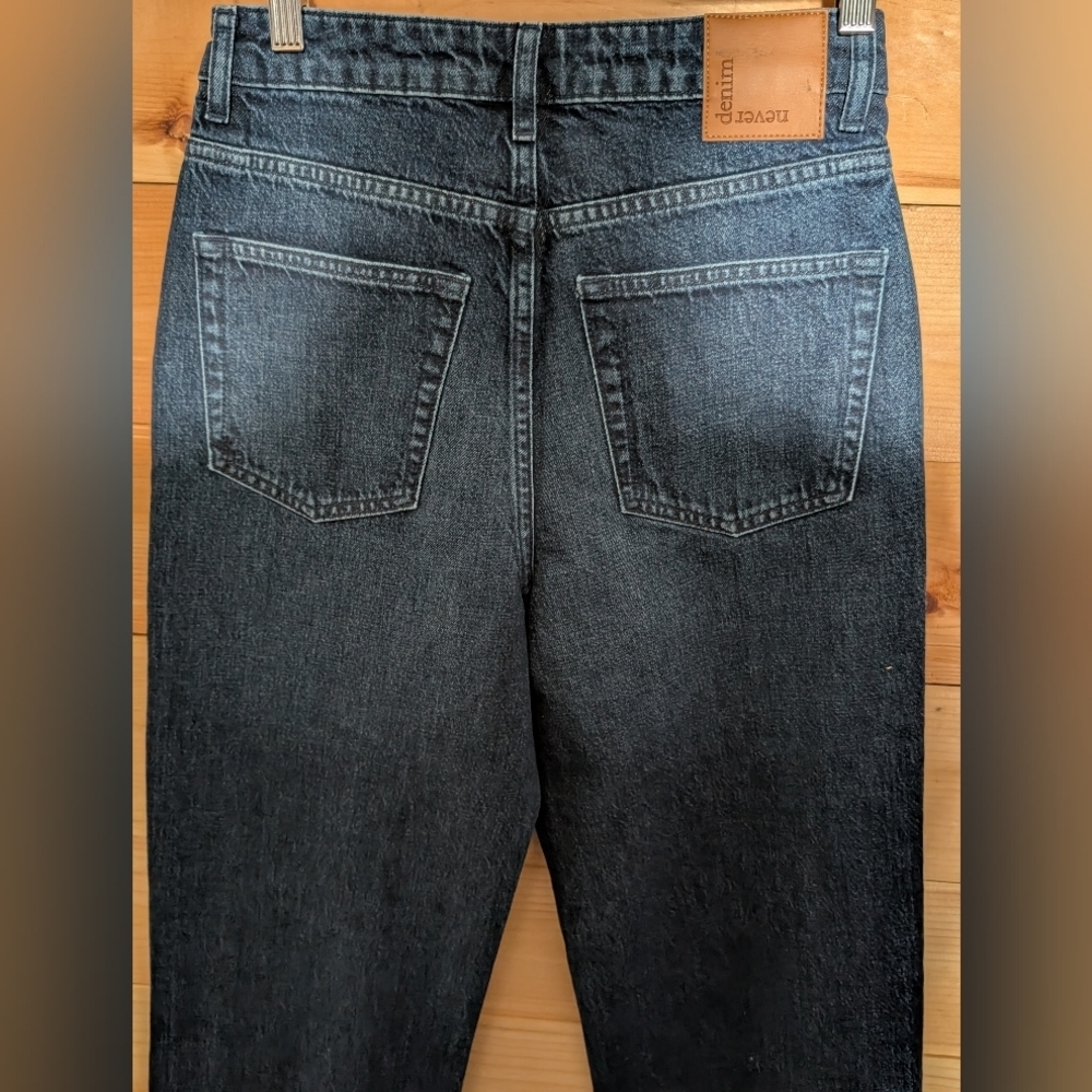 Never Denim Straight Leg *27, nwot - Picture 3 of 4